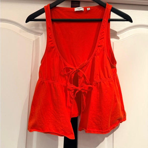 Sunday Best Cotton Whisk Cannoli Sleeveless Tie-Front Top - Picture 2 of 5